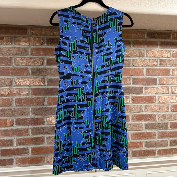 Diane Von Furstenberg DVF Capreena Mini with Pockets - Picture 3 of 4